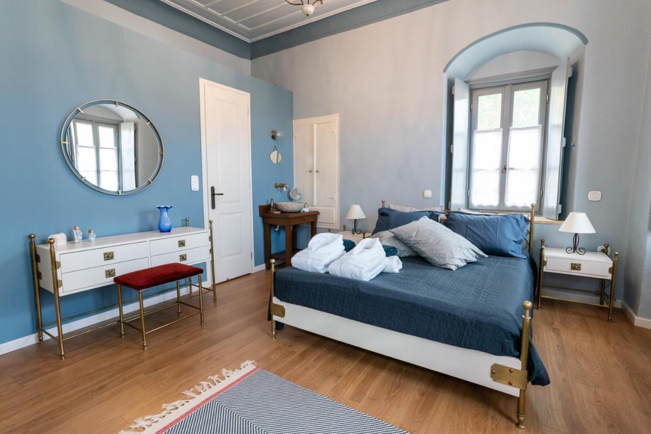 Englezena'S Guesthouse เลโอนีดีออน ภายนอก รูปภาพ